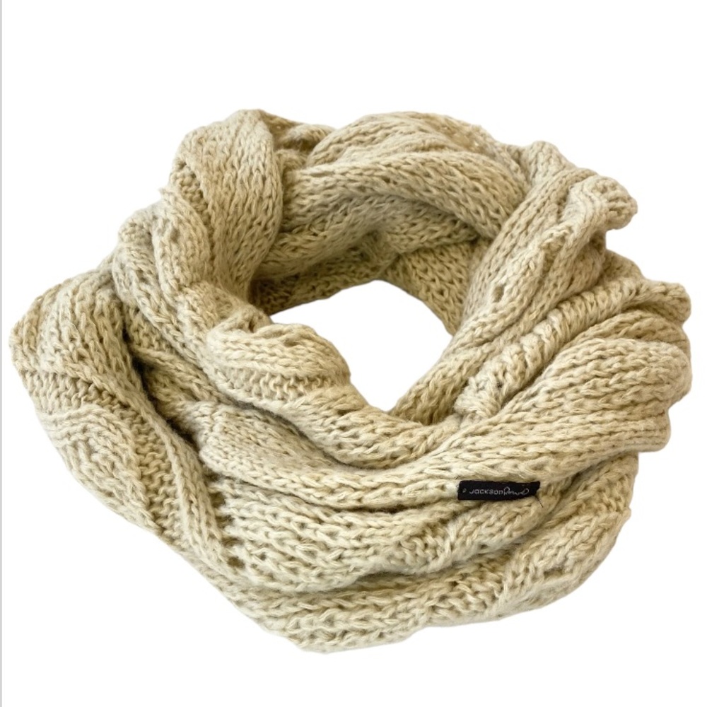 Jackson Rowe Infinity Chunky Knit Scarf